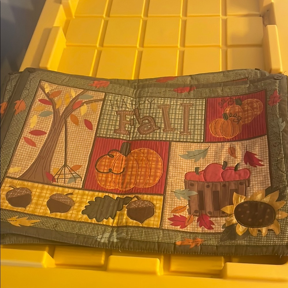 Autumn Themed Quilted Decorative placemats